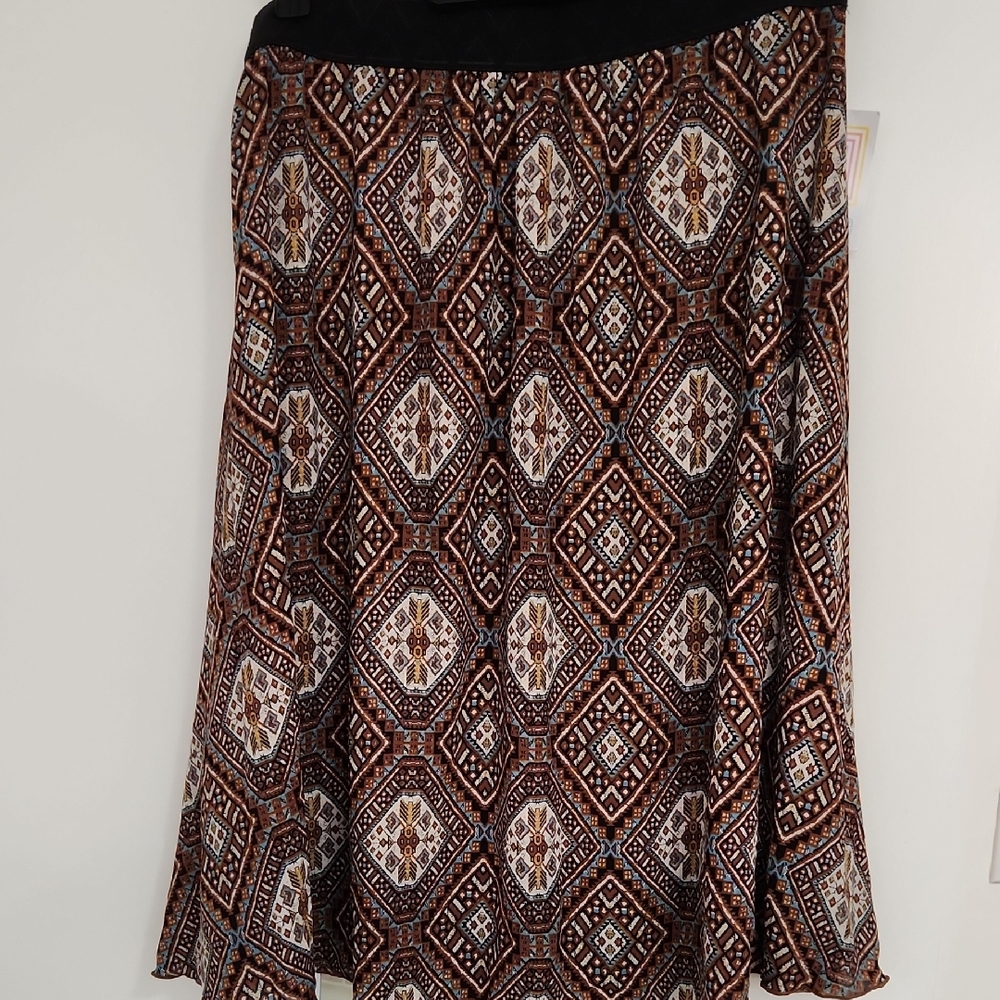 LuLaRoe Lola - Geometric  A-Line Skirt